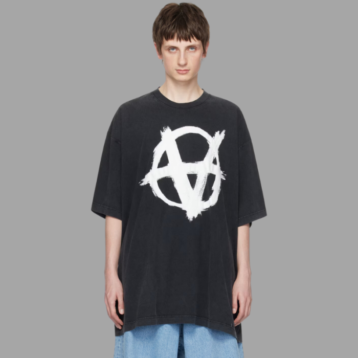 VETEMENTS Black Reverse Anarchy T-Shirt