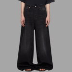 VETEMENTS Black Big Shape Jeans