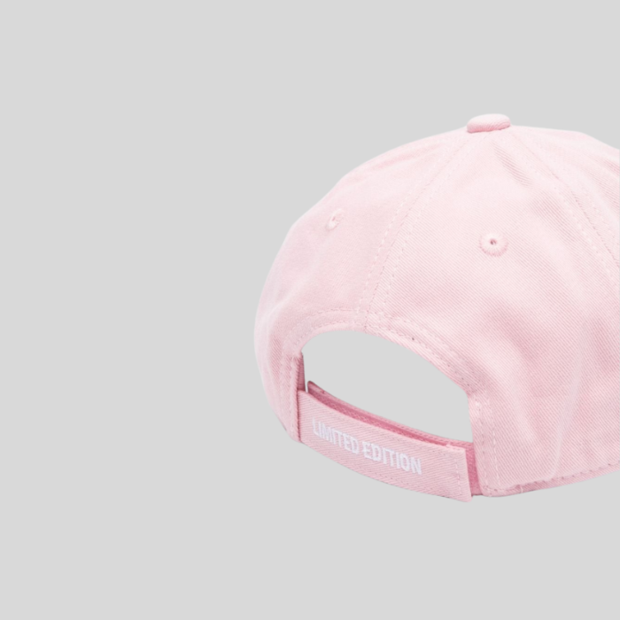 VETEMENTS logo-embroidered baseball cap