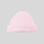 VETEMENTS Pink logo-embroidered merino beanie